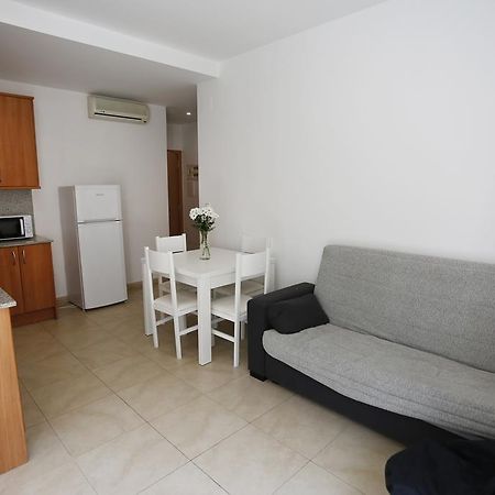 Apartaments Claudia Реус Экстерьер фото