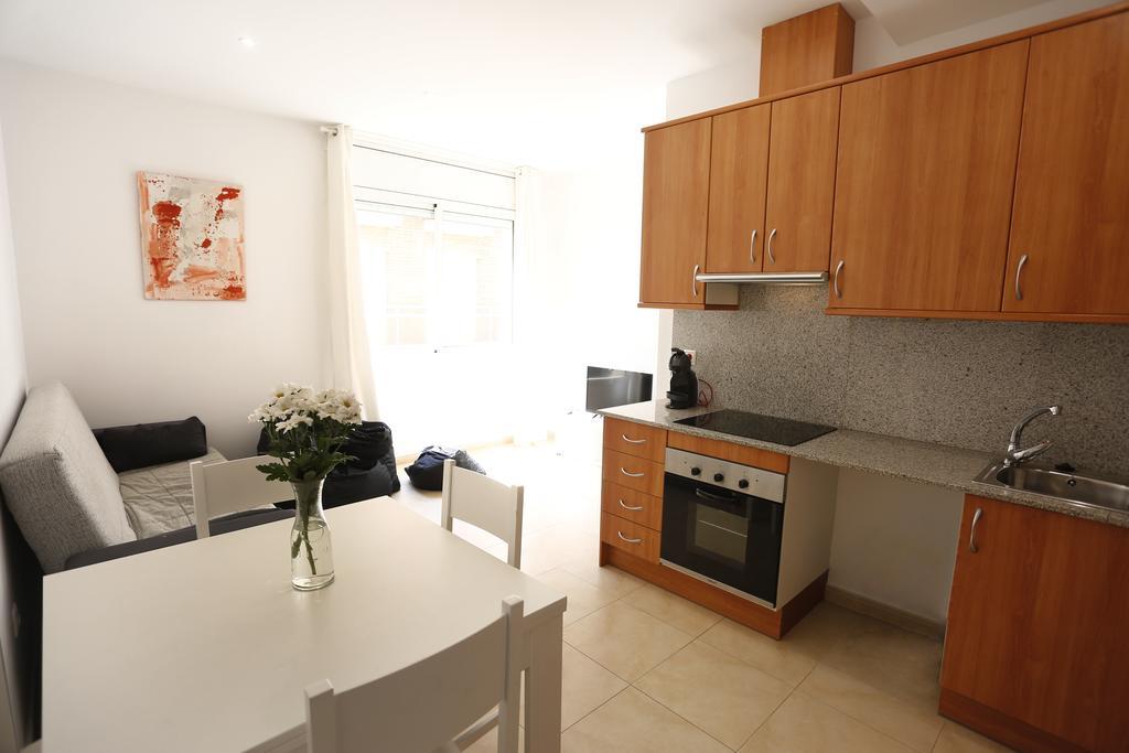 Apartaments Claudia Реус Экстерьер фото