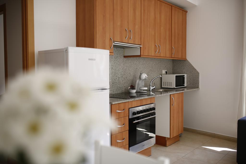 Apartaments Claudia Реус Экстерьер фото
